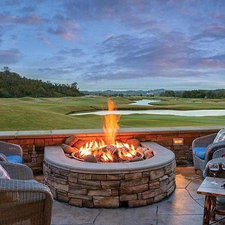 Great Smokies Lodge Sevierville By Hellovacay ภายนอก รูปภาพ