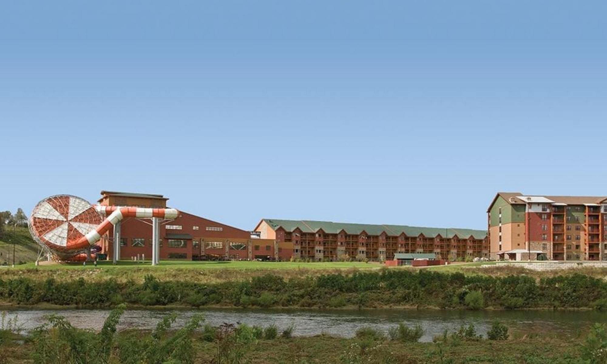 Great Smokies Lodge Sevierville By Hellovacay ภายนอก รูปภาพ